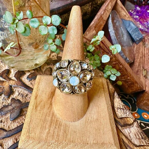 Heidi Daus Crystal Statement Ring Size 10 - Picture 4 of 9